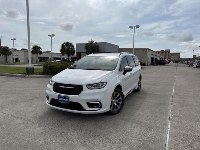 2025 Chrysler Pacifica Hybrid PACIFICA PLUG-IN HYBRID PINNACLE