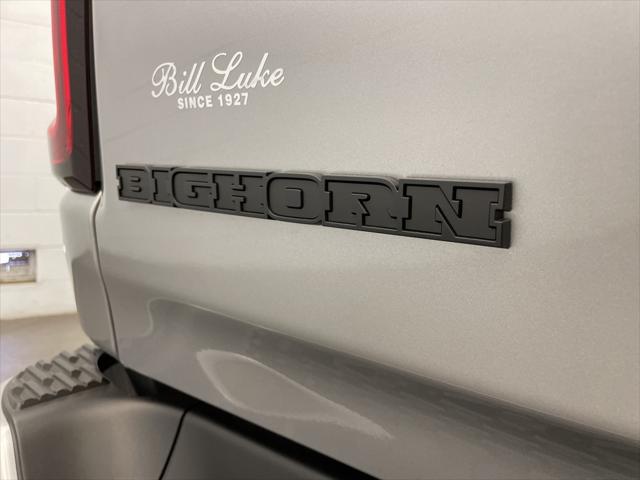 2025 RAM Ram 1500 RAM 1500 BIG HORN CREW CAB 4X4 64 BOX