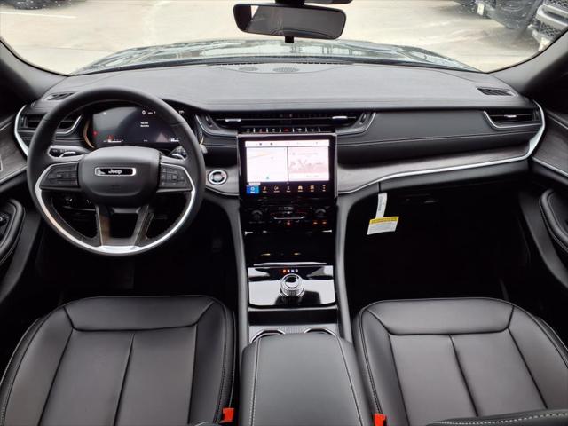 2025 Jeep Grand Cherokee GRAND CHEROKEE LIMITED 4X2