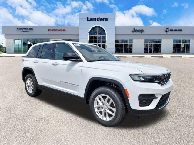 2025 Jeep Grand Cherokee GRAND CHEROKEE LAREDO X 4X2