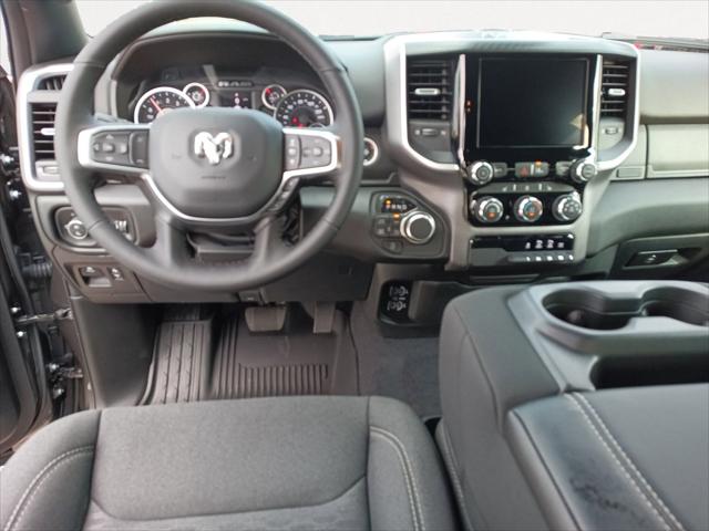 2025 RAM Ram 1500 RAM 1500 BIG HORN QUAD CAB 4X4 64 BOX