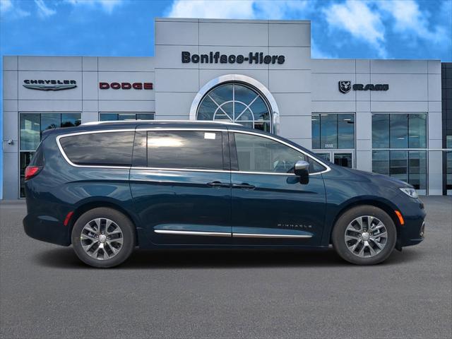 2025 Chrysler Pacifica Hybrid PACIFICA PLUG-IN HYBRID PINNACLE