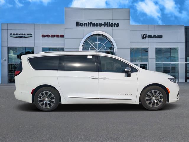 2025 Chrysler Pacifica Hybrid PACIFICA PLUG-IN HYBRID PINNACLE