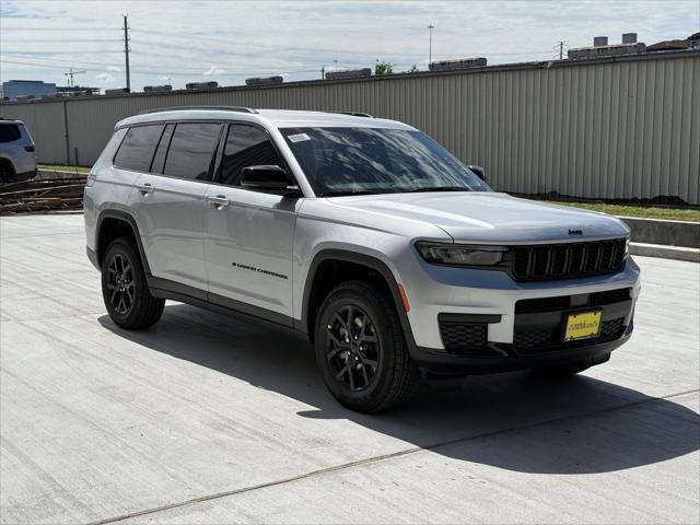 2025 Jeep Grand Cherokee GRAND CHEROKEE L ALTITUDE 4X2