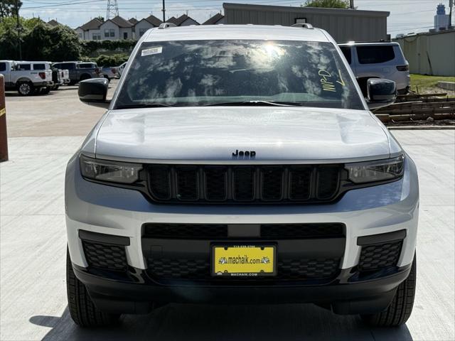2025 Jeep Grand Cherokee GRAND CHEROKEE L ALTITUDE 4X2