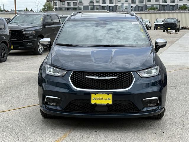 2025 Chrysler Pacifica Hybrid PACIFICA PLUG-IN HYBRID PINNACLE