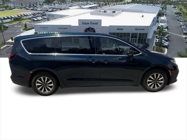 2025 Chrysler Pacifica Hybrid PACIFICA PLUG-IN HYBRID SELECT