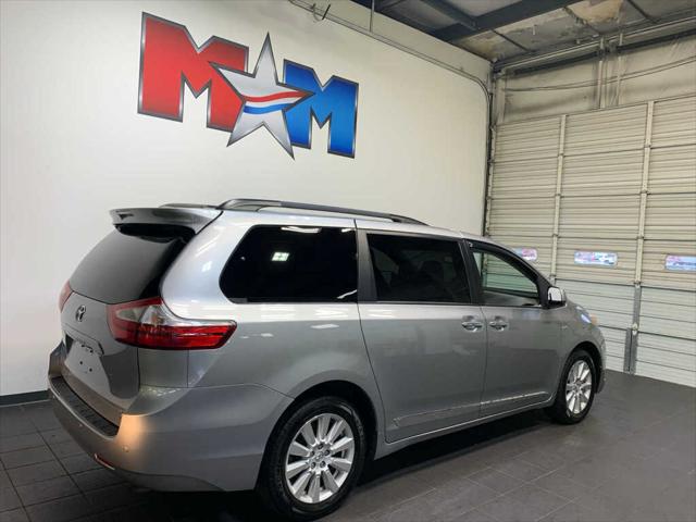 2017 Toyota Sienna XLE 7 Passenger