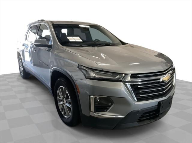 2023 Chevrolet Traverse AWD LT Leather