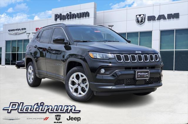 2025 Jeep Compass COMPASS LATITUDE 4X4