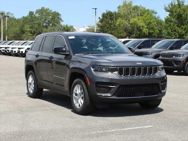 2025 Jeep Grand Cherokee GRAND CHEROKEE LAREDO X 4X2