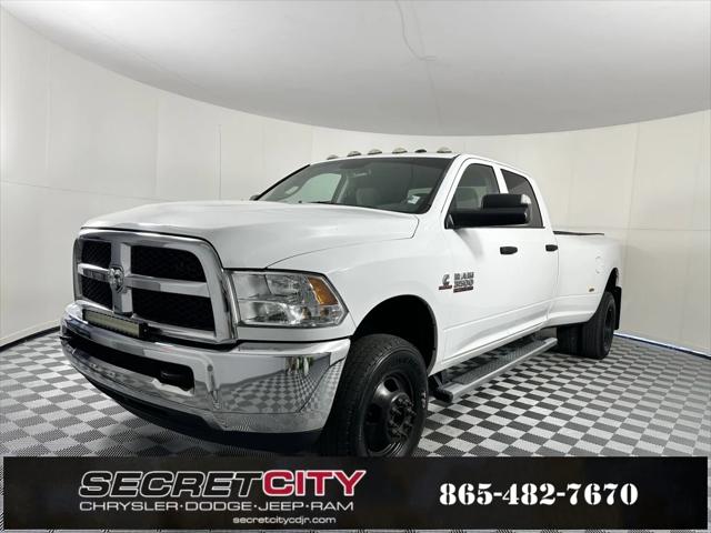 2017 RAM 3500 Tradesman Crew Cab 4x4 8 Box