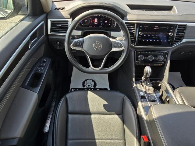 2022 Volkswagen Atlas 2.0T SE w/Technology