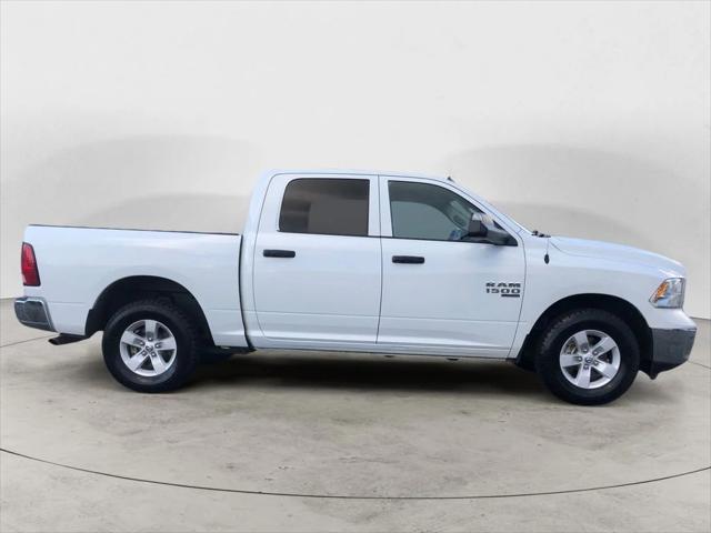 2022 RAM 1500 Classic Tradesman Crew Cab 4x4 57 Box