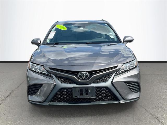 2020 Toyota Camry SE AWD
