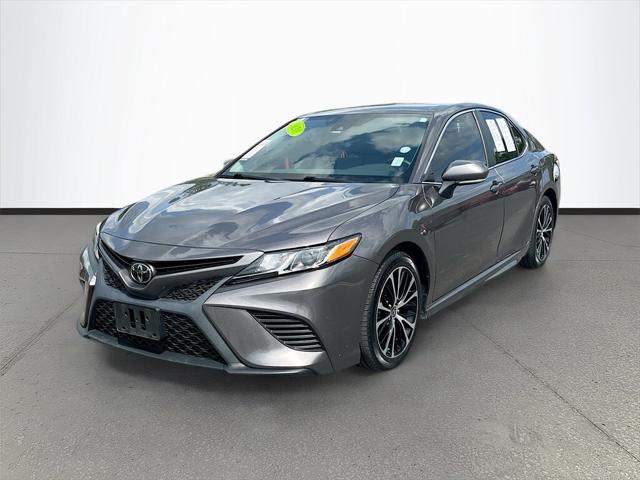 2020 Toyota Camry SE AWD