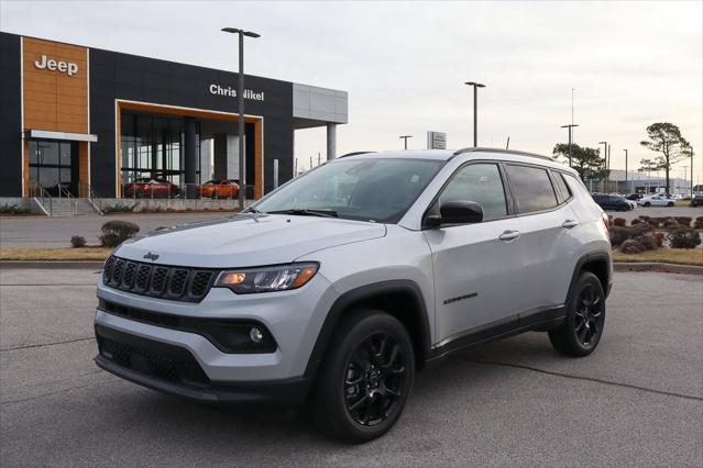 2025 Jeep Compass COMPASS LATITUDE 4X4