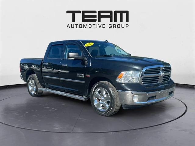 2017 RAM 1500 Big Horn Crew Cab 4x4 57 Box