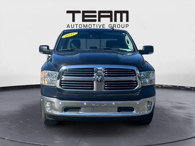 2017 RAM 1500 Big Horn Crew Cab 4x4 57 Box