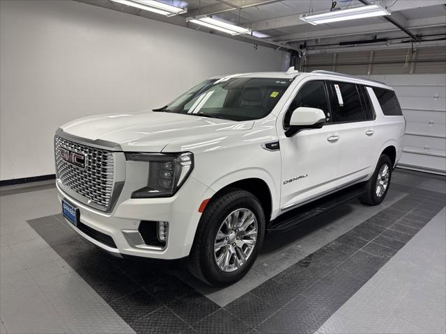 2023 GMC Yukon XL 4WD Denali