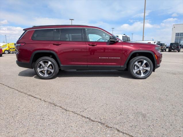 2025 Jeep Grand Cherokee GRAND CHEROKEE L LIMITED 4X4 2025 Jeep Grand Cherokee GRAND CHEROKEE L LIMITED 4X4
