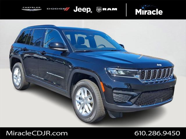 2025 Jeep Grand Cherokee GRAND CHEROKEE LAREDO X 4X4