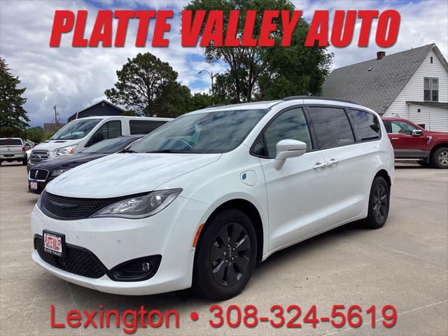 2020 Chrysler Pacifica Hybrid Limited for sale in Lexington, NE