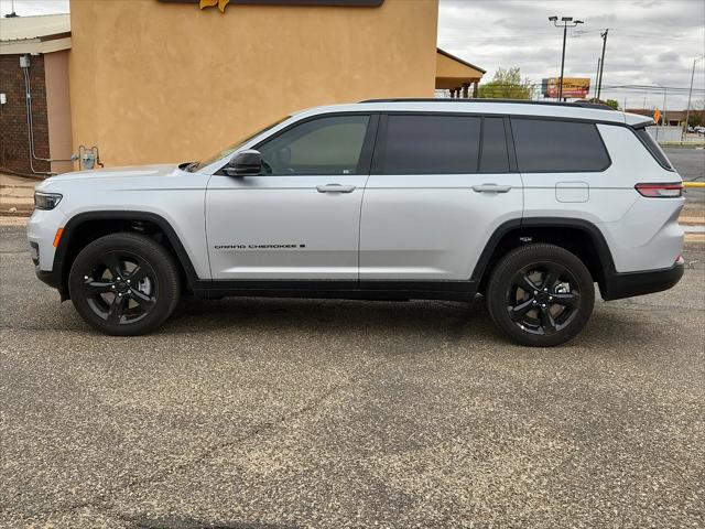 2025 Jeep Grand Cherokee GRAND CHEROKEE L ALTITUDE 4X4