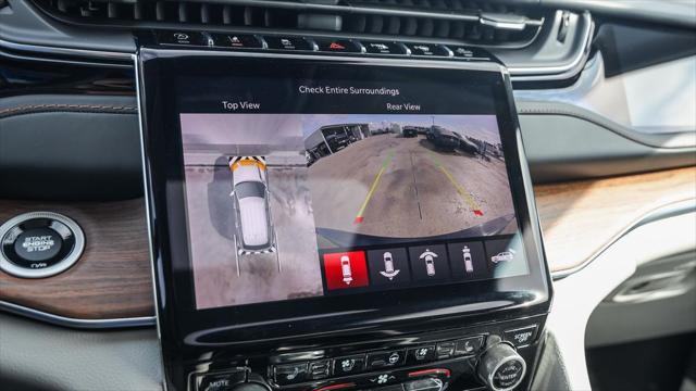 2022 Jeep Grand Cherokee Summit 4x4