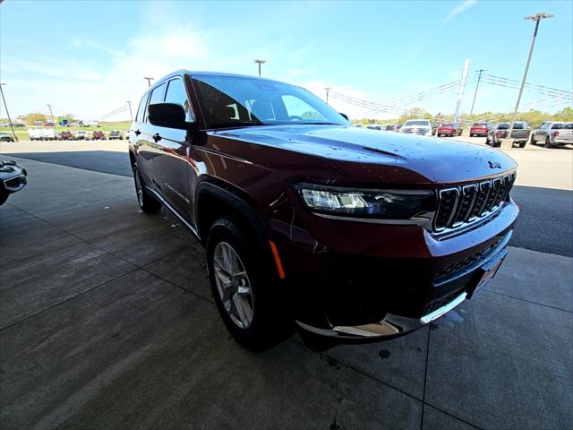 2025 Jeep Grand Cherokee GRAND CHEROKEE L LAREDO X 4X4