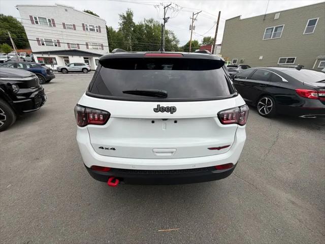 2025 Jeep Compass Trailhawk 4x4