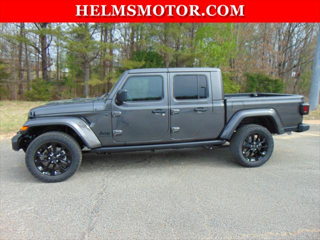 2025 Jeep Gladiator GLADIATOR NIGHTHAWK 4X4