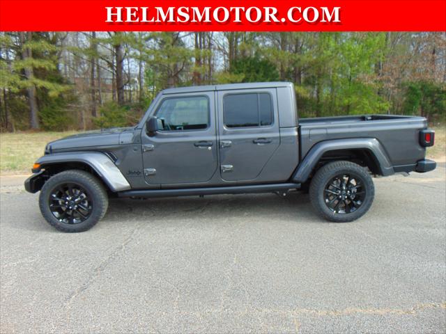 2025 Jeep Gladiator GLADIATOR NIGHTHAWK 4X4