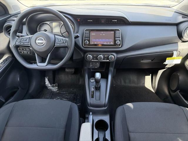 2025 Nissan Kicks S