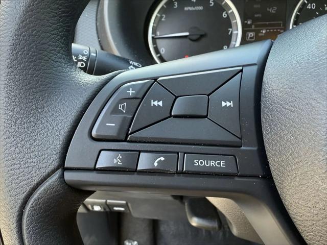 2025 Nissan Kicks S