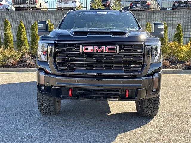 2024 GMC Sierra 2500HD 4WD Crew Cab Standard Bed AT4X