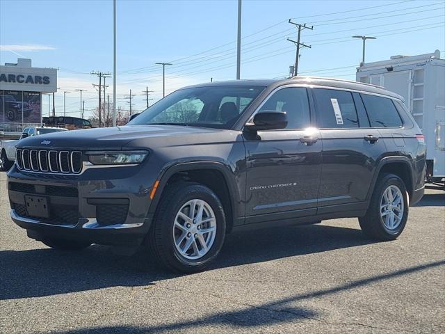 2023 Jeep Grand Cherokee L Laredo 4x4
