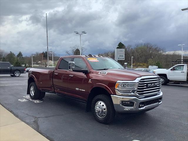 2022 RAM 3500 Limited Longhorn Crew Cab 4x4 8 Box