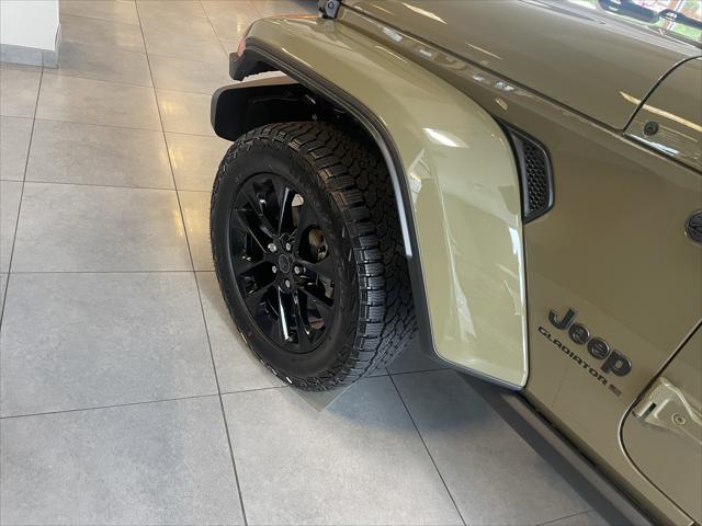 2025 Jeep Gladiator GLADIATOR NIGHTHAWK 4X4
