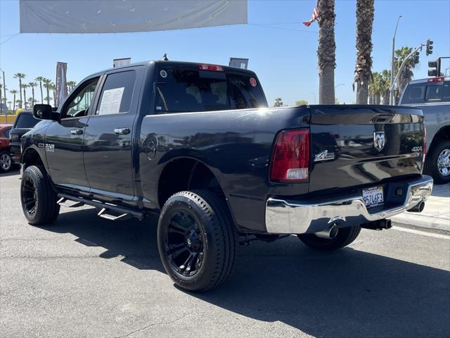 2017 RAM 1500 Big Horn Crew Cab 4x4 57 Box