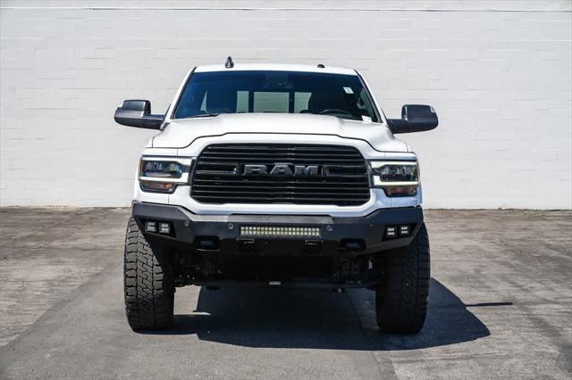 2020 RAM 2500 Laramie Crew Cab 4X4 64 Box