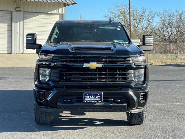 2024 Chevrolet Silverado 2500HD 4WD Crew Cab Standard Bed Custom