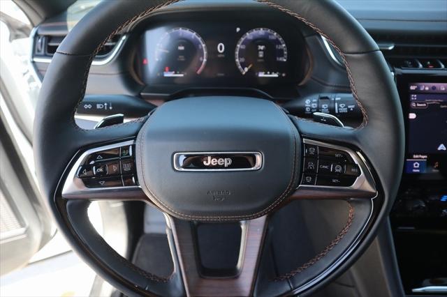 2025 Jeep Grand Cherokee GRAND CHEROKEE L SUMMIT 4X4