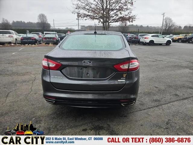 2016 Ford Fusion SE