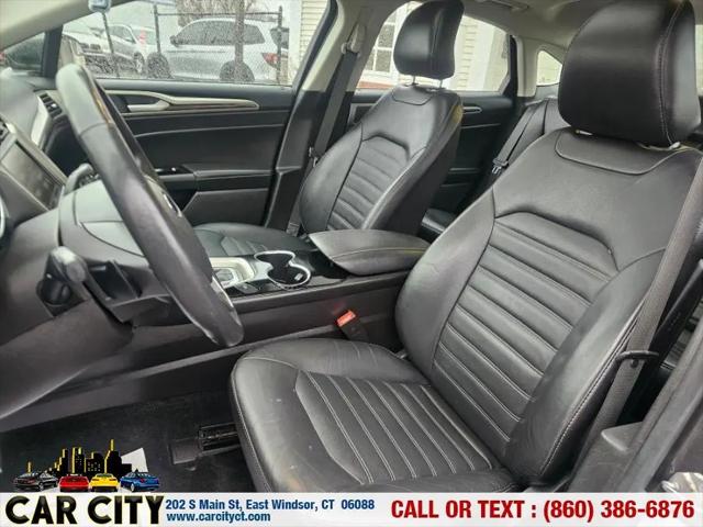 2016 Ford Fusion SE