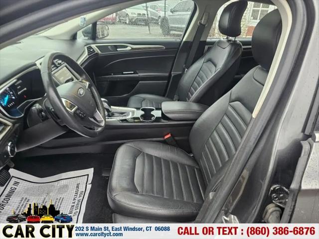 2016 Ford Fusion SE