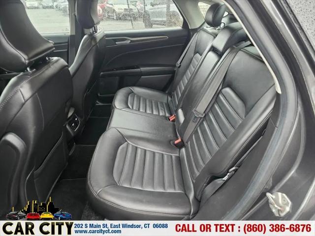 2016 Ford Fusion SE