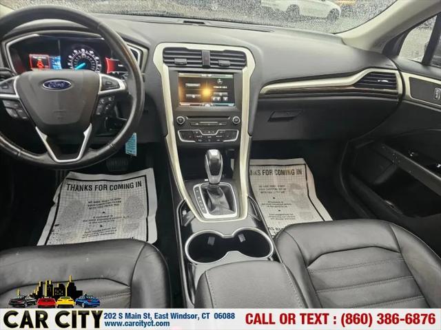 2016 Ford Fusion SE