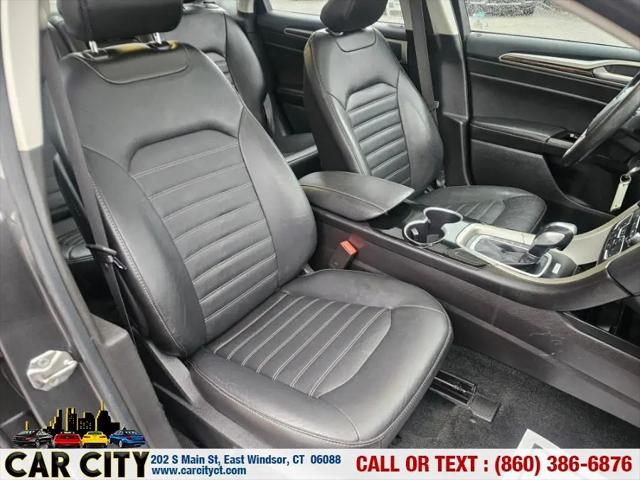 2016 Ford Fusion SE