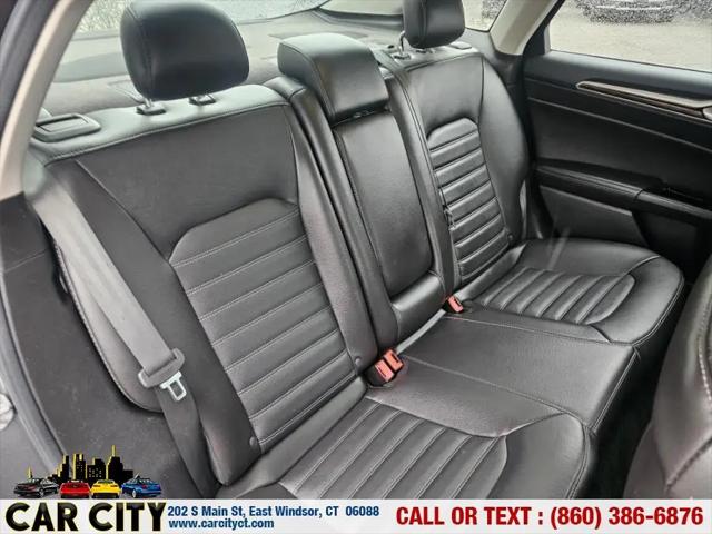 2016 Ford Fusion SE